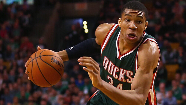 NBA精彩回放：湖人绝杀凯尔特人,（湖人压哨绝杀绿军：NBA高光回放）