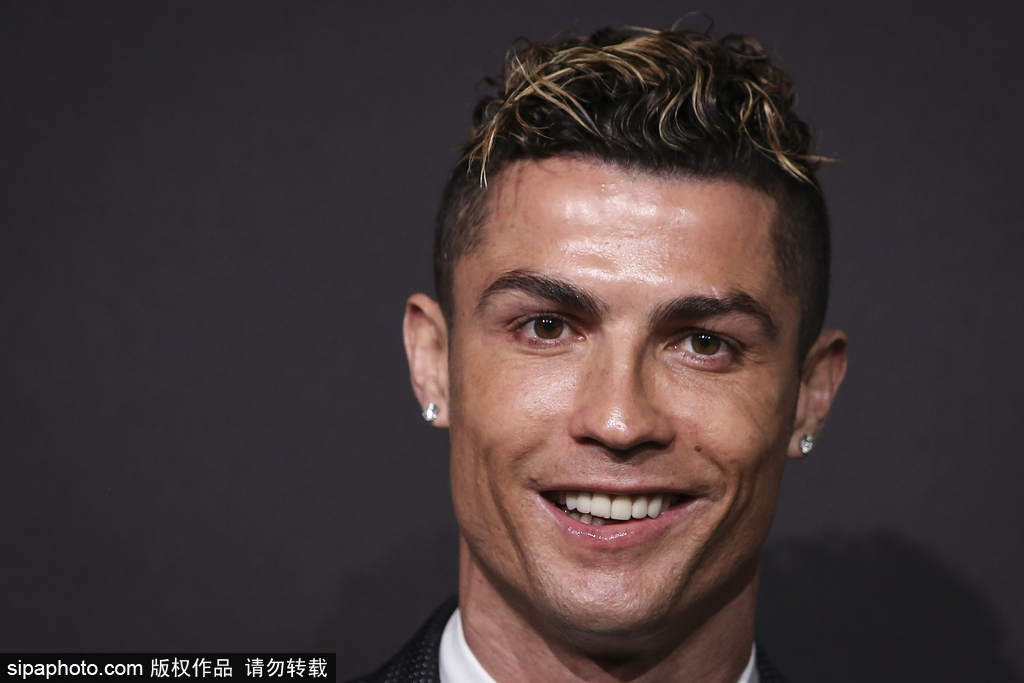 特别的缘分！瓦科与法比奥同年同月同日生，将争夺中超金靴（同年同月同日生的巧合！瓦科与法比奥将上演中超金靴之争）