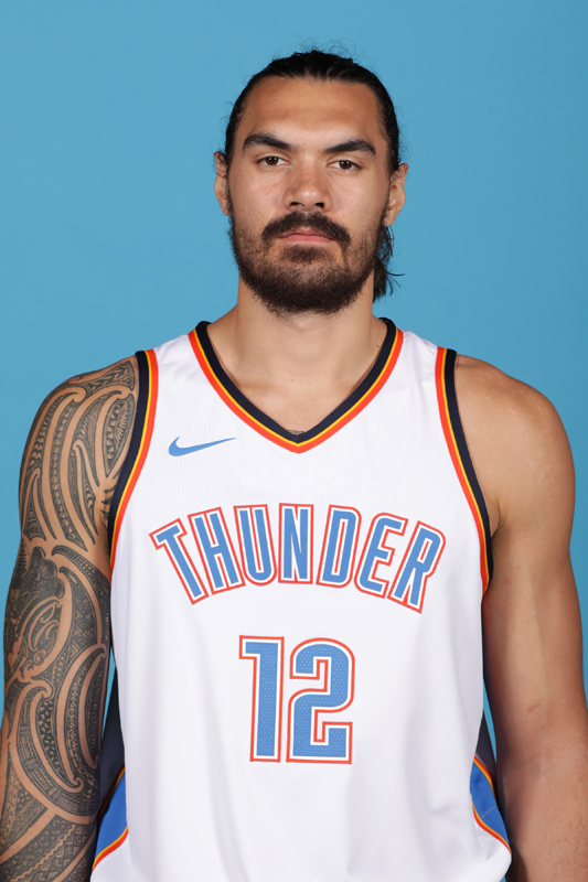 科尔：库明加回归轮换10分钟表现不错，以此作为对他的回报（科尔称库明加重返轮换出场10分钟表现不俗，这也是对他的奖励）