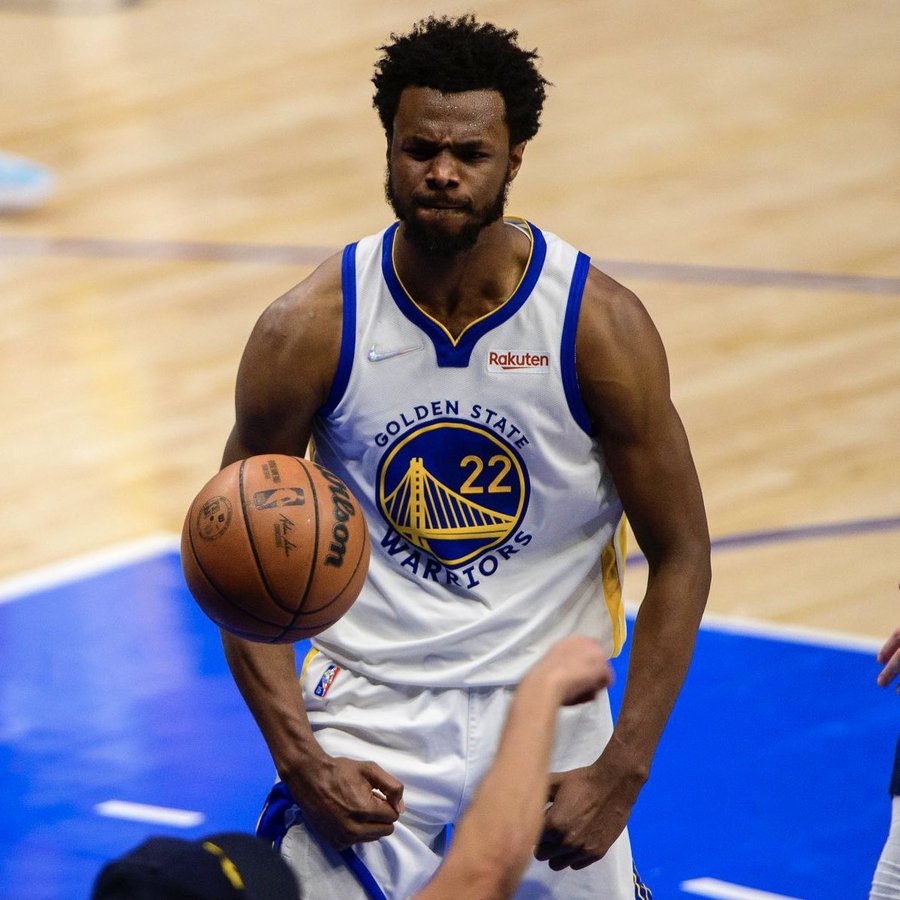 西主帅：亚马尔和卡瓦哈尔迫不及待想拥抱，放弃球员让我痛苦（西班牙主帅：亚马尔与卡瓦哈尔恨不得马上相拥，淘汰球员令我煎熬）