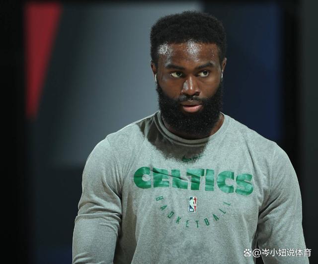 记者：迈阿密支付1700万美元买断德保罗，他占用指定球员名额（德保罗被迈阿密以1700万美元买断，将占据球队指定球员名额）