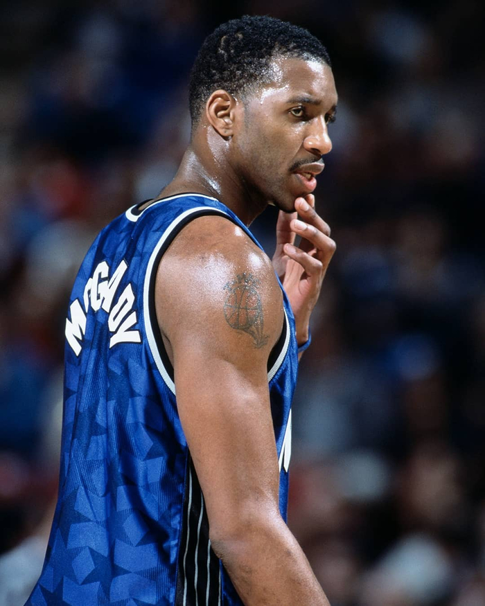 斯基拉：罗马正考虑组建二队，与尤文、国米二队一同征战意丙（斯基拉：罗马考虑成立二队，或与尤文、国米二队同征意丙）