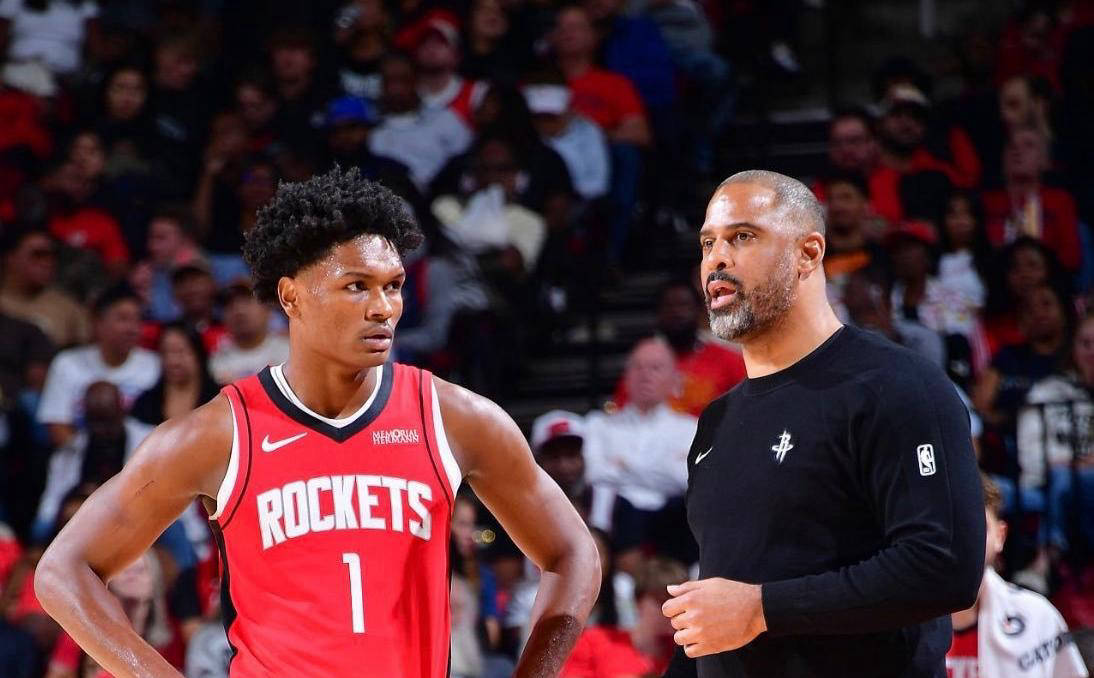 NBA交易市场动态：快船完成外援签约（NBA交易市场新动向：快船官宣外援加盟）