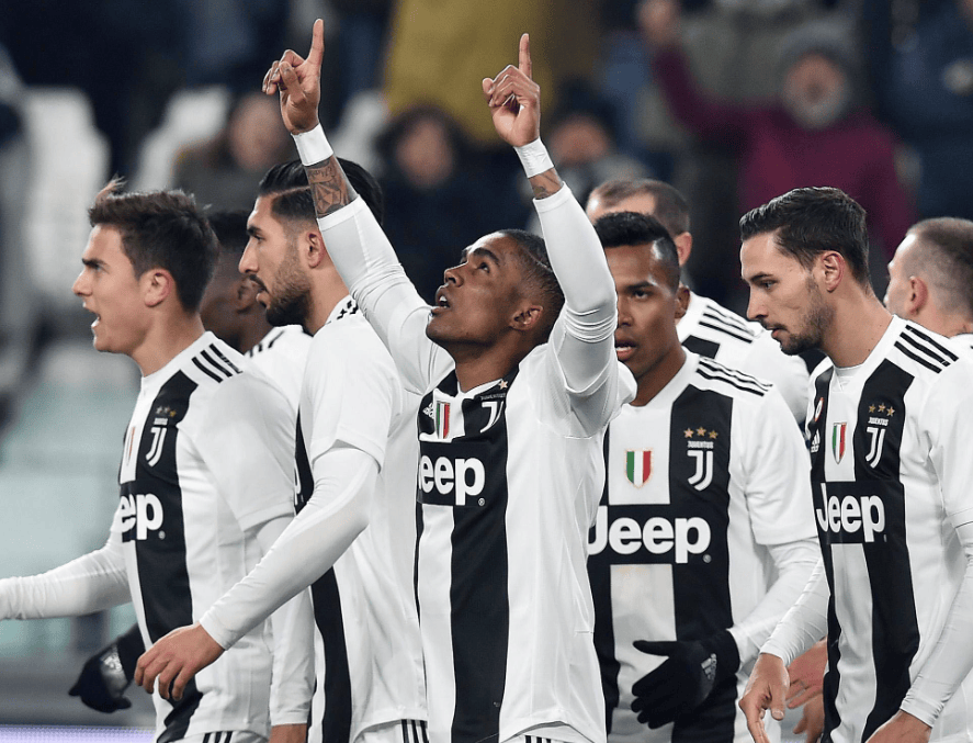 C罗成为格斗推广公司股东，并表示与后者具有相同的价值观（C罗入股格斗赛事推广公司，称双方价值观契合）