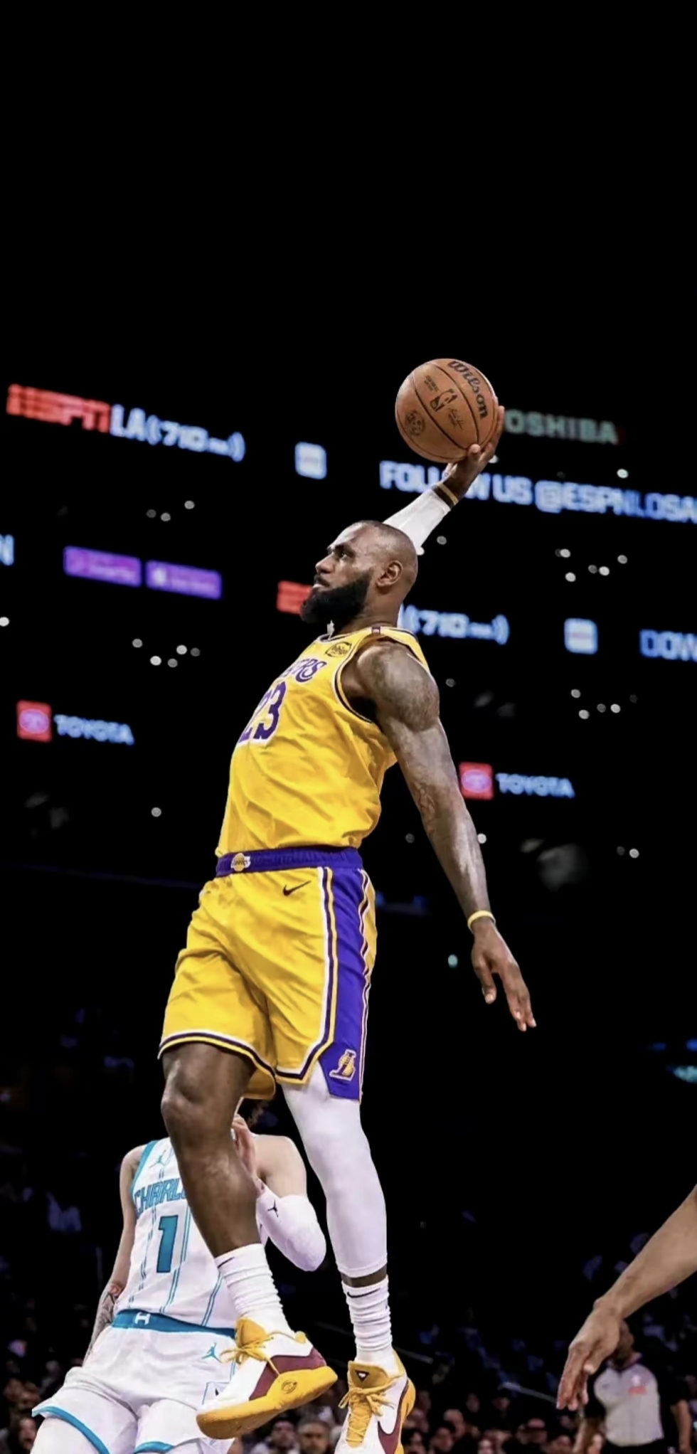 比利亚雷亚尔vs马略卡：帕尔特伊、尼古拉-佩佩首发，巴勃罗-托雷、巴勃罗-马菲奥出战（比利亚雷亚尔迎战马略卡：帕尔特伊、尼古拉-佩佩先发，巴勃罗-托雷与巴勃罗-马菲奥登场）