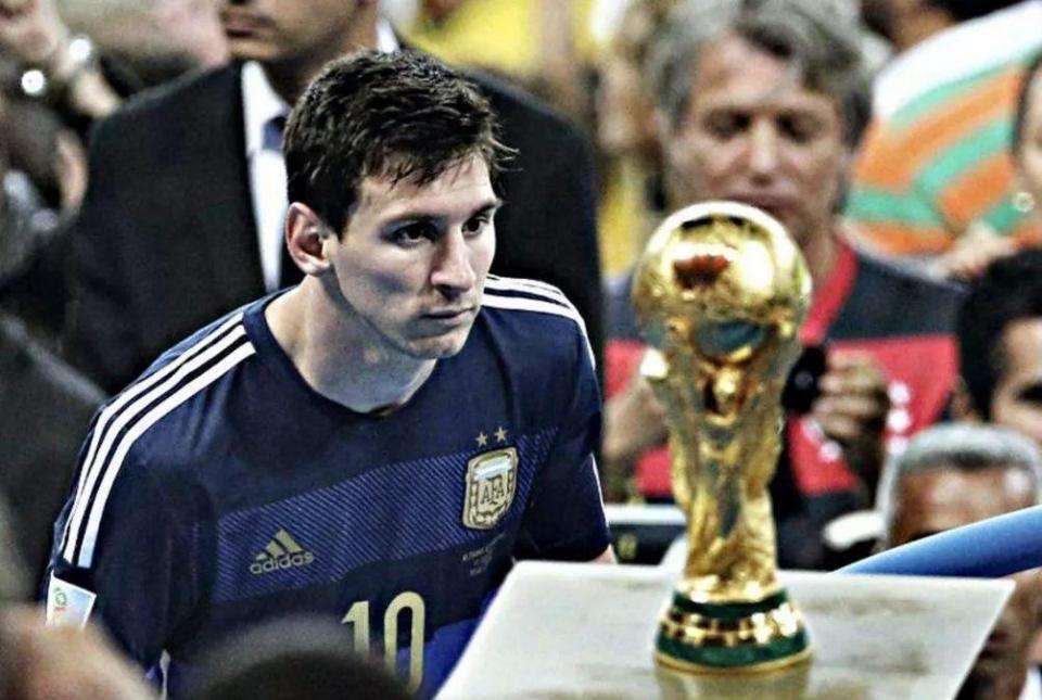 NBA：湖人遭遇惨败 浓眉受困犯规困扰（NBA：湖人大比分失利，浓眉深陷犯规困境）