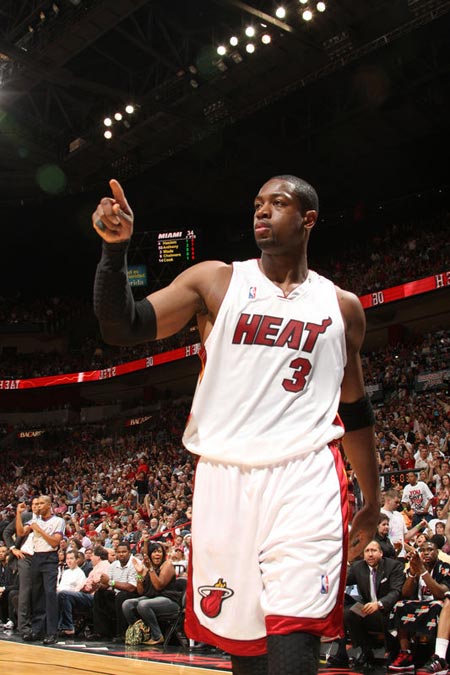 爱德华兹：赛后才知道唐斯得了40分 完全没想着要和他比得分（爱德华兹：赛后才知道唐斯拿了40分 完全没想跟他拼得分）