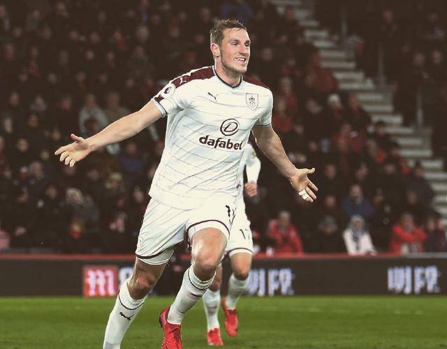 懂球帝2025年10月足坛MVP：姆巴佩蝉联！（姆巴佩再度当选懂球帝2025年10月足坛MVP）