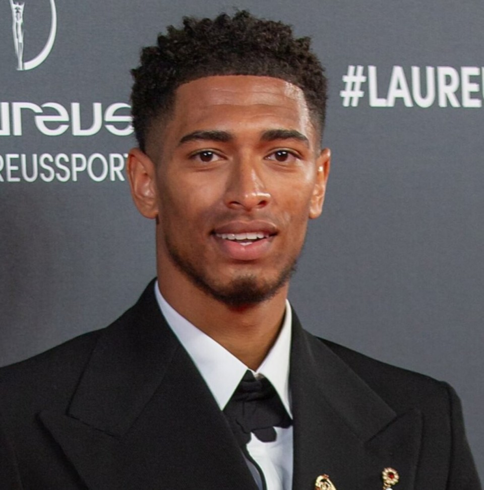 历史一刻！维拉豪取十连胜，创111年队史新纪录（111年首次！维拉十连胜，改写队史纪录）