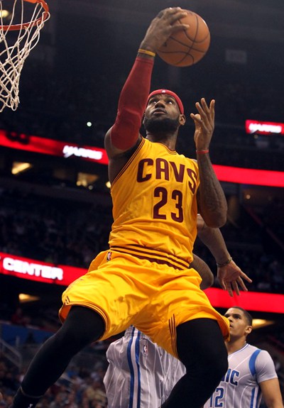 英超战报：L-波特双响，布伦特福德2-0送狼队17轮不胜（英超：L-波特梅开二度，布伦特福德2-0击败狼队送其17轮不胜）