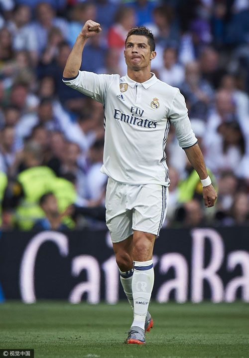 斯洛伐克主帅：意大利拿过六连胜却要去附加赛，这太荒谬了（斯洛伐克主帅不满：意大利六连胜仍要踢附加赛，太不合理了）