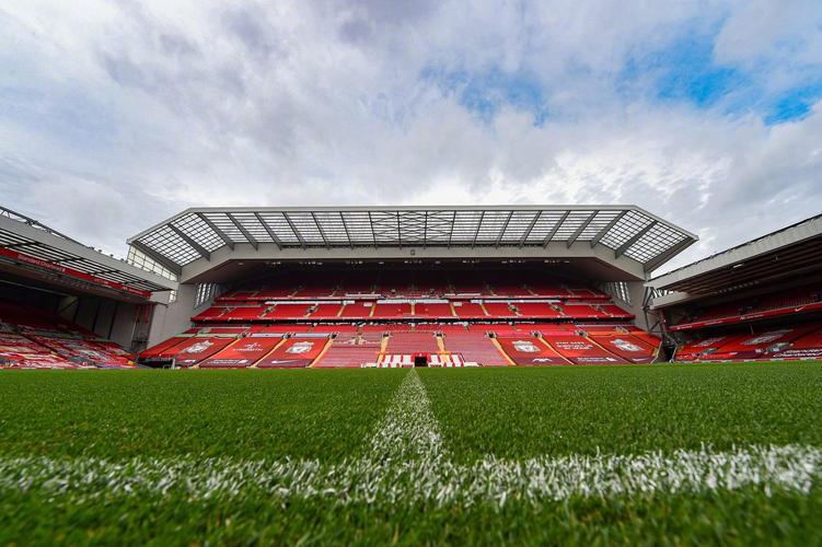 杜篮特连续得分，全队士气高涨（杜兰特连连取分，全队士气飙升）