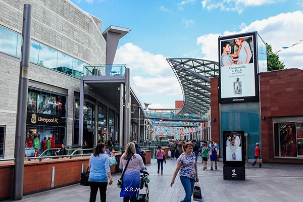 维尔茨父亲：儿子不后悔加盟利物浦，我们把名宿批评当耳边风（维尔茨父亲：儿子加盟利物浦无悔，我们对名宿的批评一笑置之）