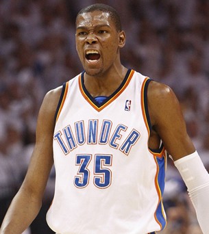 阿达尼：阿根廷并非世界杯夺冠最大热门；罗德里比佩德里重要（阿达尼：阿根廷并非捧杯头号热门，罗德里比佩德里更关键）